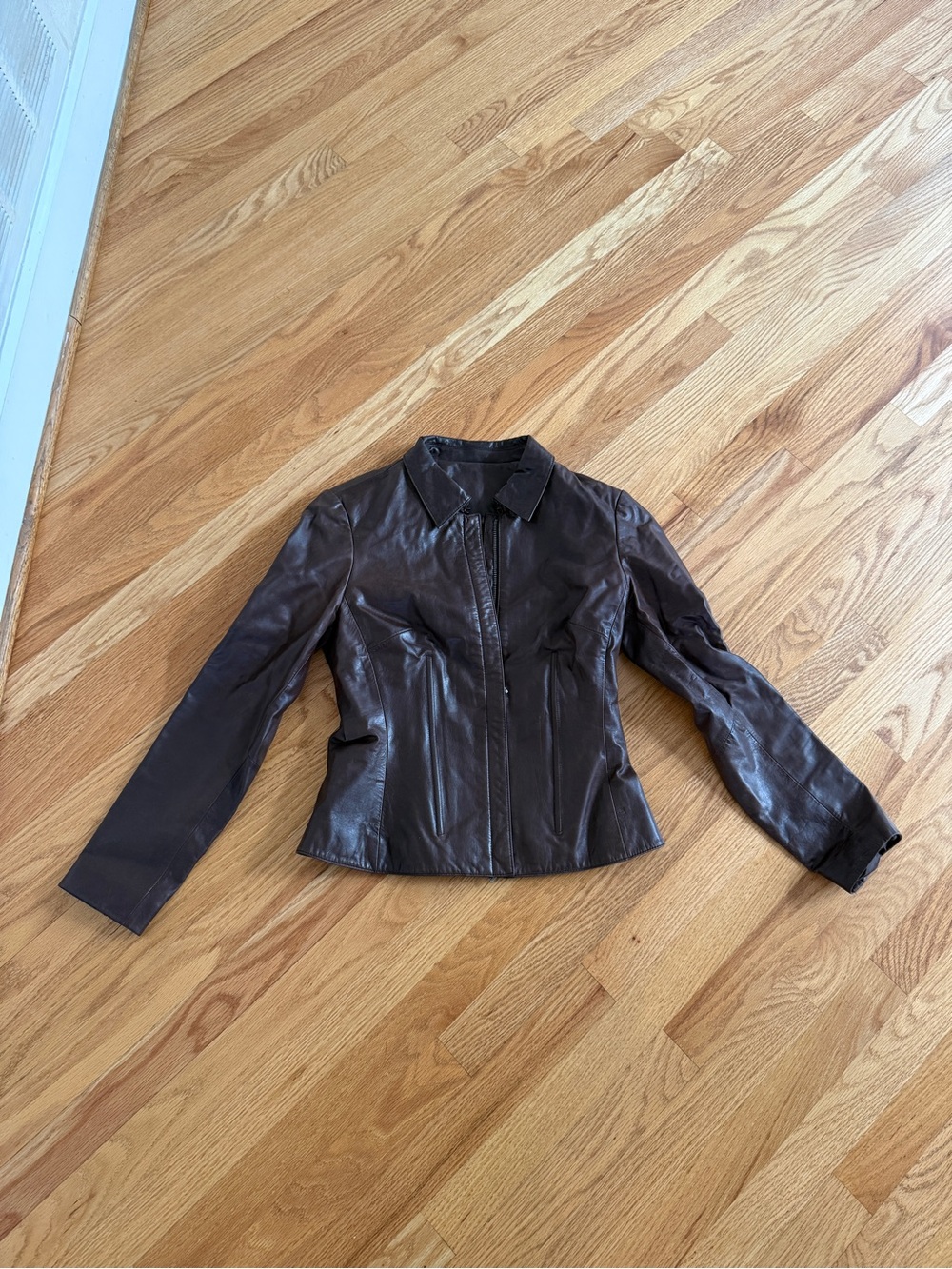 Brown leather jacket collared elements by vakko